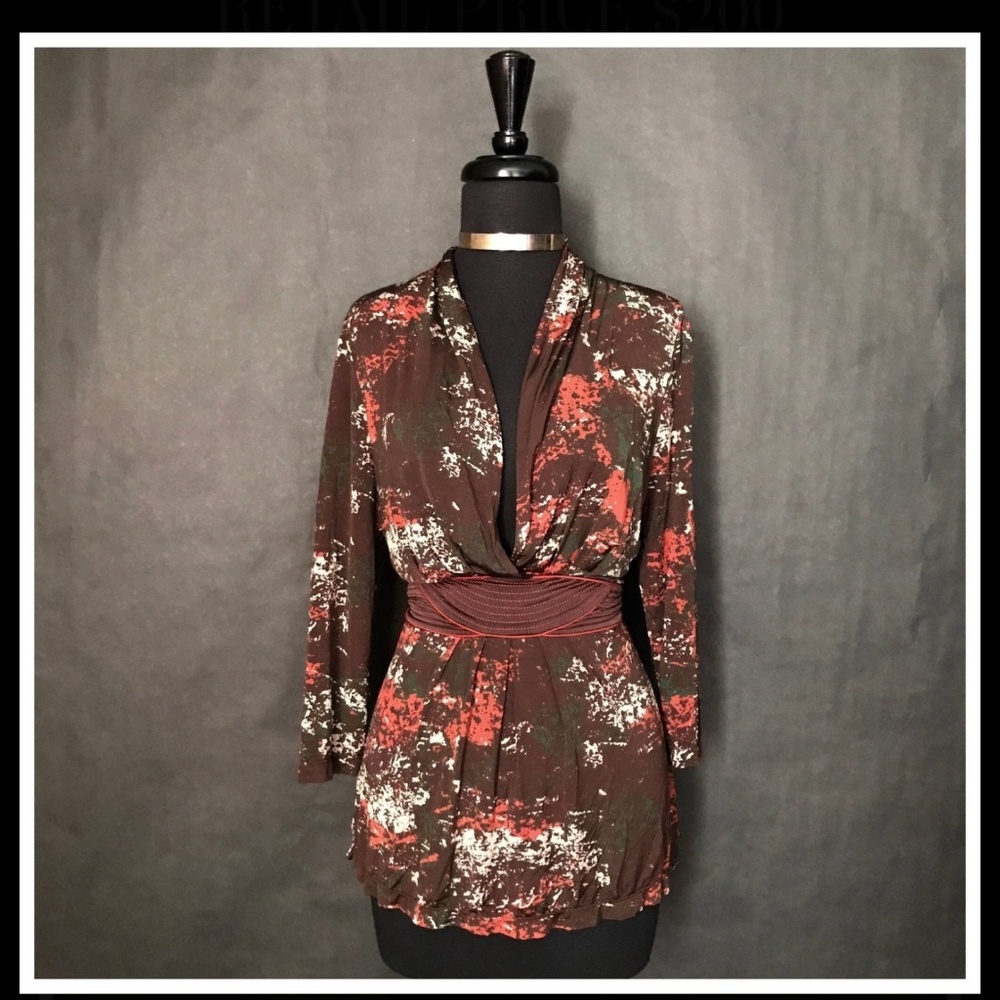 BCBGMAXAZRIA TOP